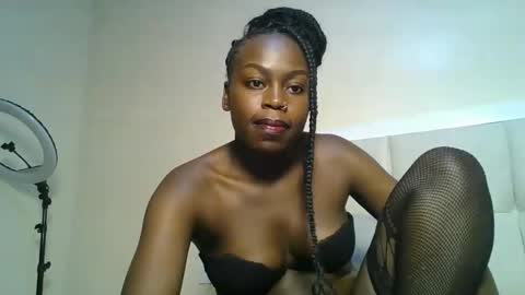 Snapshot of sexxyivy chatting on February 2025 05:32:02 PM ivy online show from February 2025 05:32:02 PM