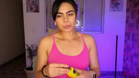 Snapshot of sexxylady__ chatting on February 2025 05:09:01 AM Angie online show from February 2025 05:09:01 AM