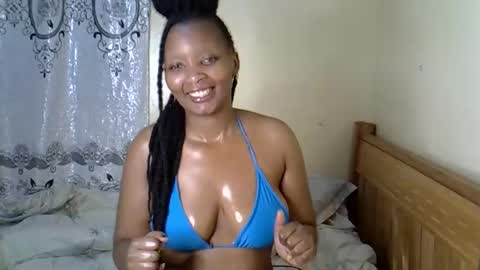 Sexxyqueens online show from December 2025 06:35:02 PM