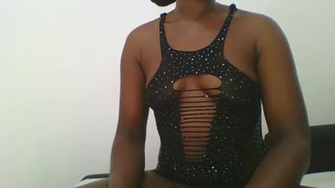 Snapshot of sexy__lips chatting on December 2024 07:49:02 AM Tina online show from December 2024 07:49:02 AM