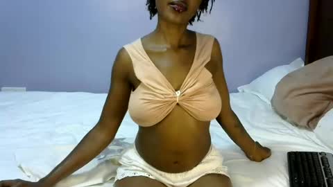 kiki online show from July 2026 07:39:01 PM