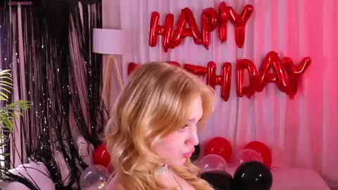Lina online show from October 2025 12:54:01 AM