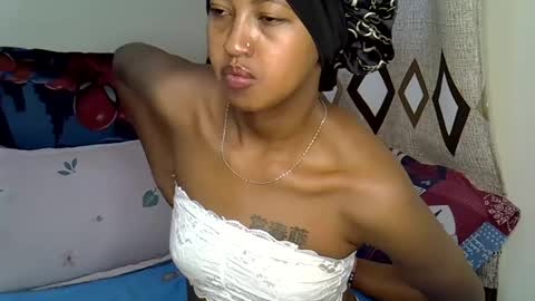 sexy_bluegirl online show from February 2025 04:15:02 AM