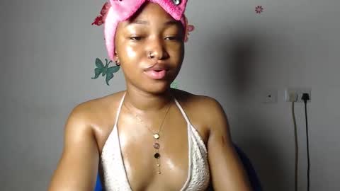 sexy_bluey247 online show from December 2025 08:01:01 AM