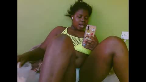 Snapshot of sexy_divana chatting on February 2025 09:56:01 AM sexy_divana online show from February 2025 09:56:01 AM