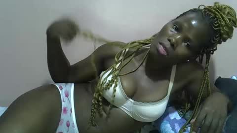 Snapshot of sexy_dolly2 chatting on February 2026 06:13:01 PM sexy dolly online show from February 2026 06:13:01 PM