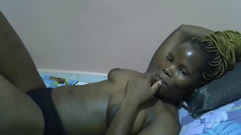 Snapshot of sexy_dolly2 chatting on February 2026 09:15:02 PM sexy dolly online show from February 2026 09:15:02 PM