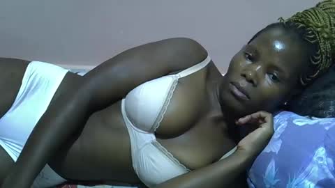 Snapshot of sexy_dolly2 chatting on February 2026 09:32:02 AM sexy dolly online show from February 2026 09:32:02 AM