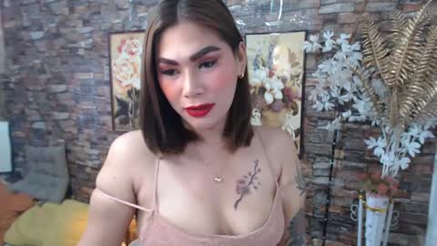 Snapshot of sexy_hotizzy chatting on December 2024 11:07:01 PM izzy hot28 online show from December 2024 11:07:01 PM