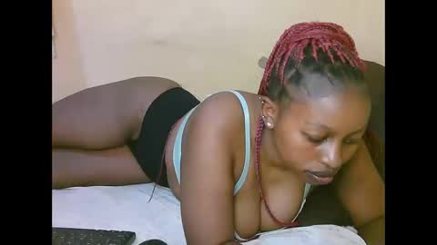 sexy_latasha online show from January 2026 01:36:01 PM