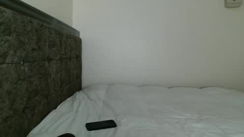 Shasha Money online show from November 2025 07:41:02 PM