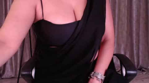 myra online show from May 2026 04:42:01 AM