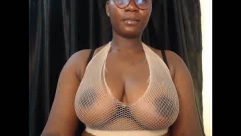 zoe online show from November 2025 07:18:01 PM