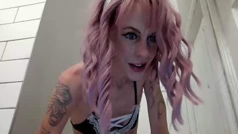 Snapshot of sexy_scarlett_cinnamon chatting on November 2025 05:45:02 AM sexy scarlett cinnamon online show from November 2025 05:45:02 AM