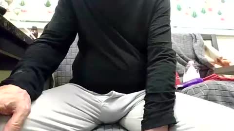 Snapshot of sexy_white_daddy chatting on February 2026 01:45:01 AM Daddy online show from February 2026 01:45:01 AM