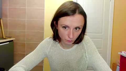 Snapshot of sexy_wise_kind chatting on October 2025 07:12:02 PM Mandy Green online show from October 2025 07:12:02 PM