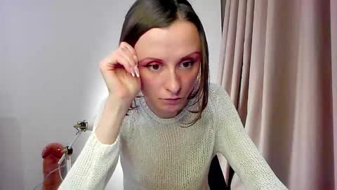 Snapshot of sexy_wise_kind chatting on October 2025 08:53:02 PM Mandy Green online show from October 2025 08:53:02 PM