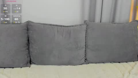 Snapshot of sexyangeloux chatting on February 2025 11:44:02 PM Lou online show from February 2025 11:44:02 PM