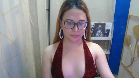 Snapshot of sexyasiantsxx chatting on March 2025 10:46:01 AM Denise online show from March 2025 10:46:01 AM