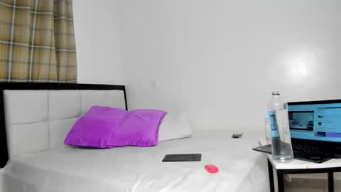 sexybootydoll online show from February 2026 07:43:01 PM