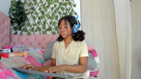 sofia online show from January 2025 10:04:02 AM