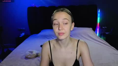 Snapshot of sexycocobutt chatting on May 2026 06:59:01 PM Sophia online show from May 2026 06:59:01 PM