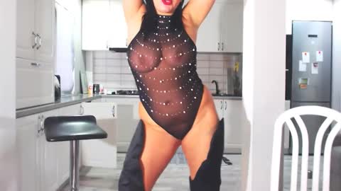 Snapshot of sexydomina chatting on December 2024 08:30:01 AM sexylady online show from December 2024 08:30:01 AM