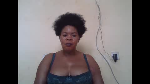 EMILY online show from October 2025 07:01:02 AM