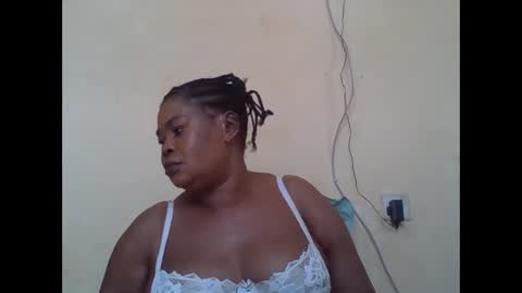 EMILY online show from October 2025 07:42:01 AM