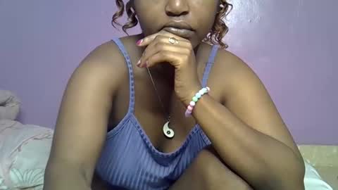 Snapshot of sexyfassy chatting on October 2025 04:24:02 AM faisy online show from October 2025 04:24:02 AM