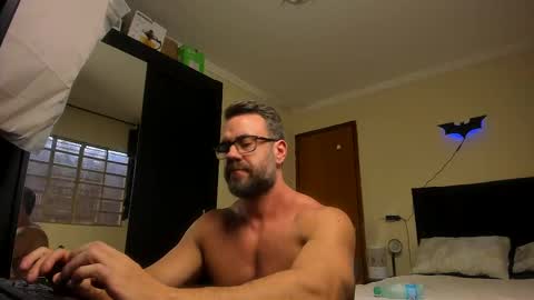Snapshot of sexyflightz chatting on October 2025 04:25:02 PM chris online show from October 2025 04:25:02 PM