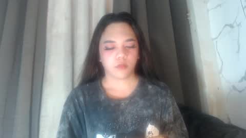 TYRA 3 online show from October 2025 02:33:01 AM