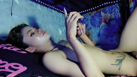 sexyhotbabe18 online show from February 2025 08:36:01 PM