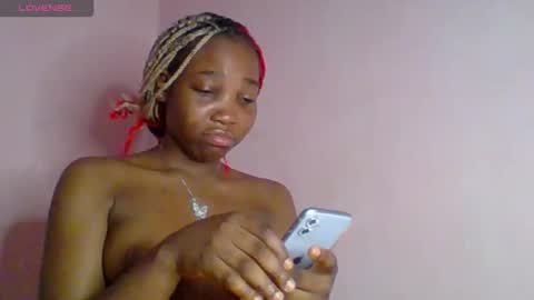 Snapshot of sexyhotbody_haileyxx chatting on October 2025 12:19:01 PM Hailey online show from October 2025 12:19:01 PM