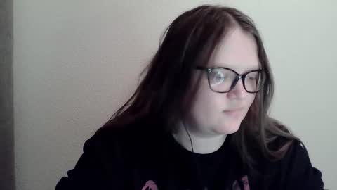 Kate online show from February 2025 10:43:02 PM