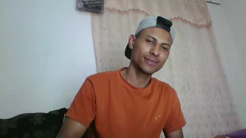 Snapshot of sexyleon69 chatting on February 2026 09:07:01 PM Sexy leon online show from February 2026 09:07:01 PM