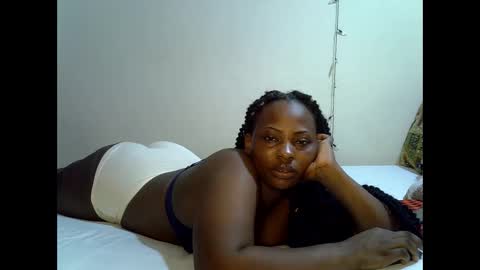 Snapshot of sexylinaa_ chatting on December 2024 11:34:02 AM Sexylina online show from December 2024 11:34:02 AM