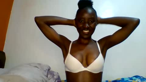 sexylucia5 online show from May 2026 11:48:02 AM