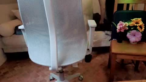 Snapshot of sexyman_fr chatting on May 2026 01:29:01 PM Vincent Vega online show from May 2026 01:29:01 PM