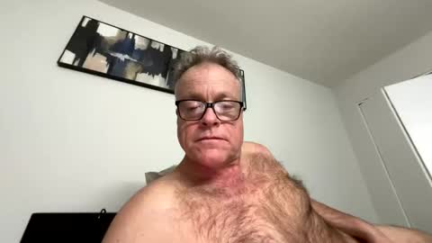 Snapshot of sexymundeman chatting on March 2026 06:30:01 AM Raymond Art Model online show from March 2026 06:30:01 AM