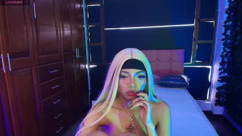 N A F online show from November 2025 08:30:02 PM