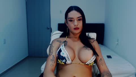 Natalia Duran online show from January 2025 08:04:01 PM
