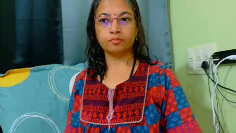 Niharika online show from October 2025 07:40:02 AM