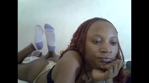 Snapshot of sexypetite4 chatting on September 2025 06:02:02 AM SHARON online show from September 2025 06:02:02 AM