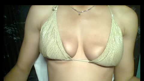 Snapshot of sexypussy000 chatting on April 2026 05:35:01 AM sexypussy000 online show from April 2026 05:35:01 AM