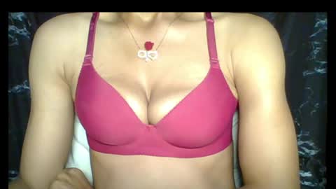 Snapshot of sexypussy000 chatting on April 2026 01:41:02 AM sexypussy000 online show from April 2026 01:41:02 AM