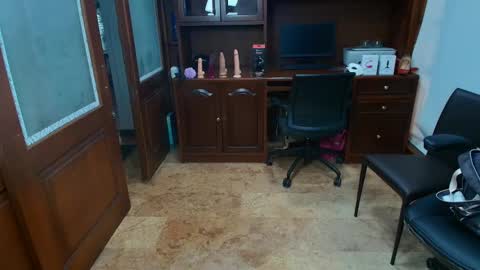 R A C H E L online show from December 2025 12:10:01 PM