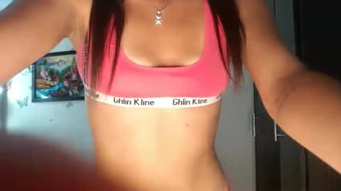Snapshot of sexyschoolagebabe19 chatting on October 2025 01:14:02 AM Sofia online show from October 2025 01:14:02 AM