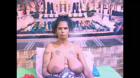 sexyva4u2luv online show from September 2025 09:14:02 PM