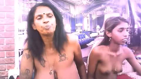 sexyva4u2luv online show from December 2025 09:37:01 AM